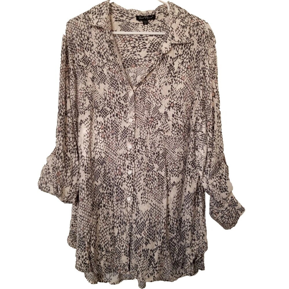 Velvet Heart Shirt Womens 2X Animal Print Snake Cream‎ Gray Long Sleeve Button